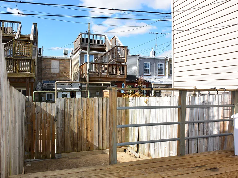 1430 Haubert St — Photo 9