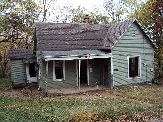 1st image of 503 Locust St