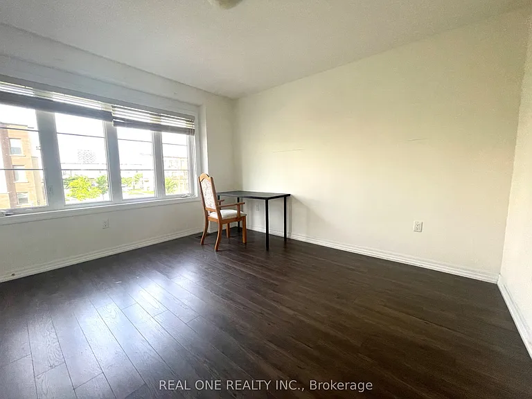 3164 Ernest Appelbe Blvd — Photo 11