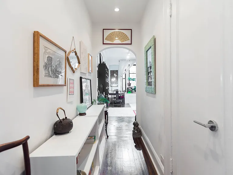 166 W 72nd St #3-C — Photo 1