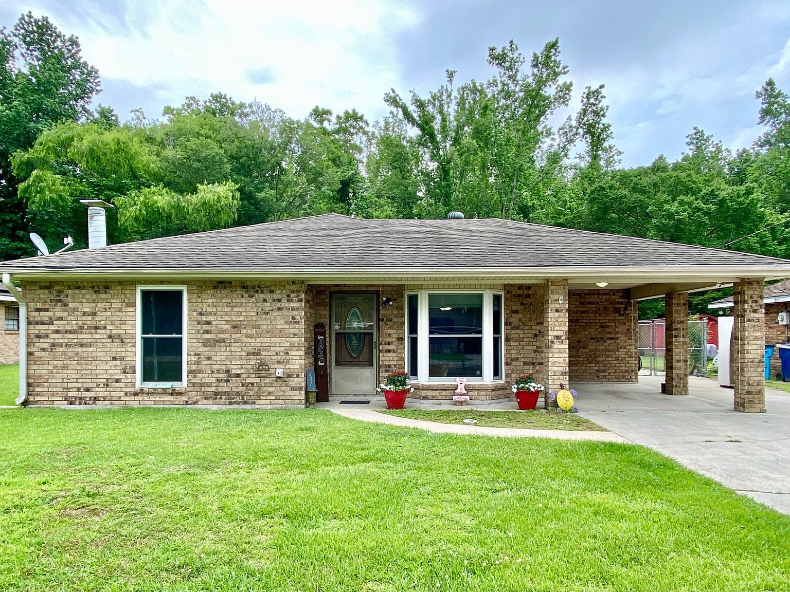 531 Mike Dr, Patterson, LA 70392 | Zillow