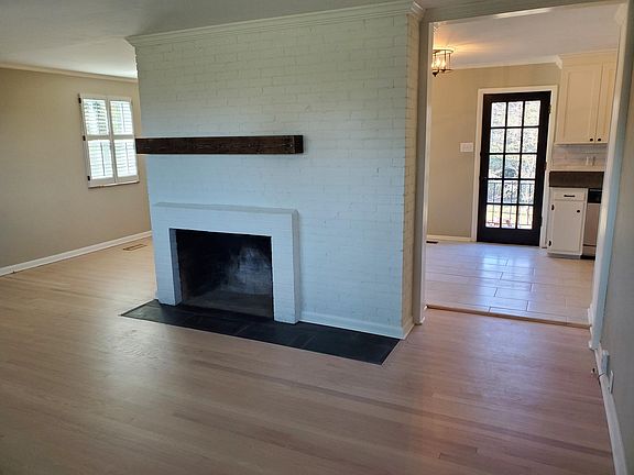 4th image of 6905 Deane Hill Dr
