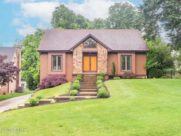 12006 Hillrose Cir, Douglass Hills, KY 40243