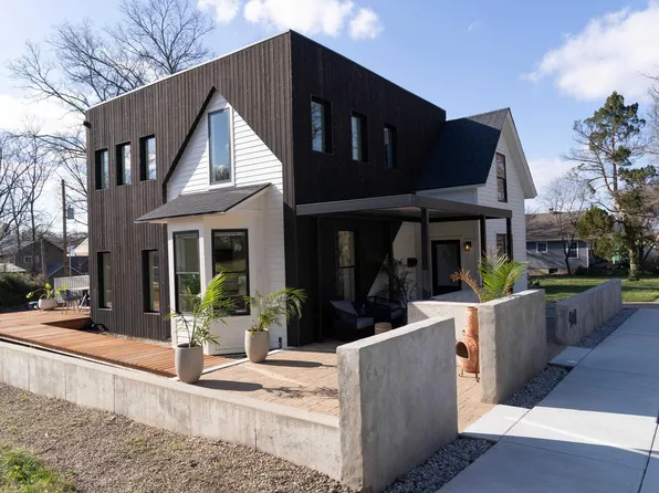 941 Pennsylvania St, Lawrence, KS 66044