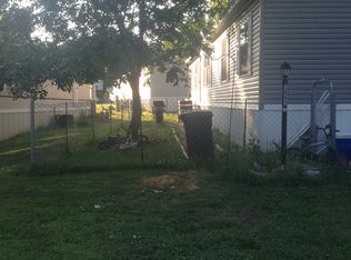 3863 Pecan Dr, Saint George, KS 66535
