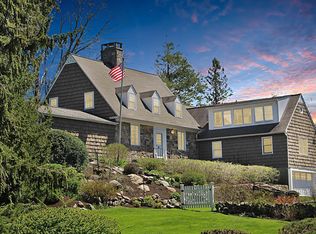 2 Westview Ln, Norwalk, CT 06854