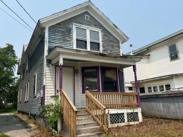 51 WILLIAMS Street, Rockingham, VT 05101