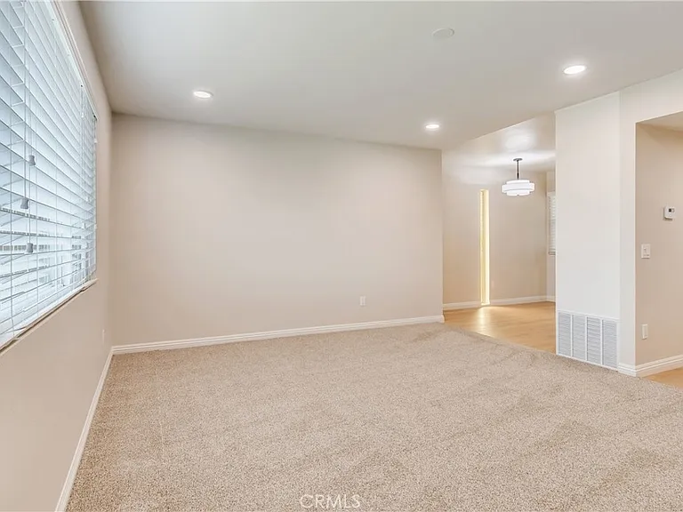 11119 Poplar St #D — Photo 9