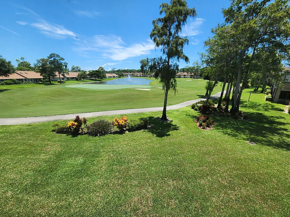1st image of 120 Foxtail Ct #120