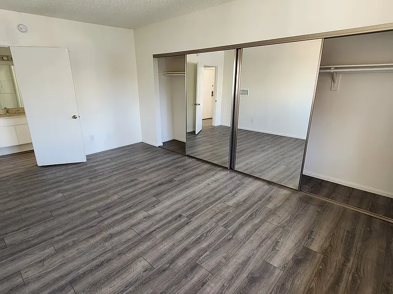 11271 Otsego St #204 — Photo 10