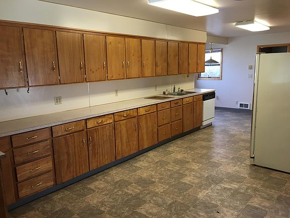 kitchen with many cabinets