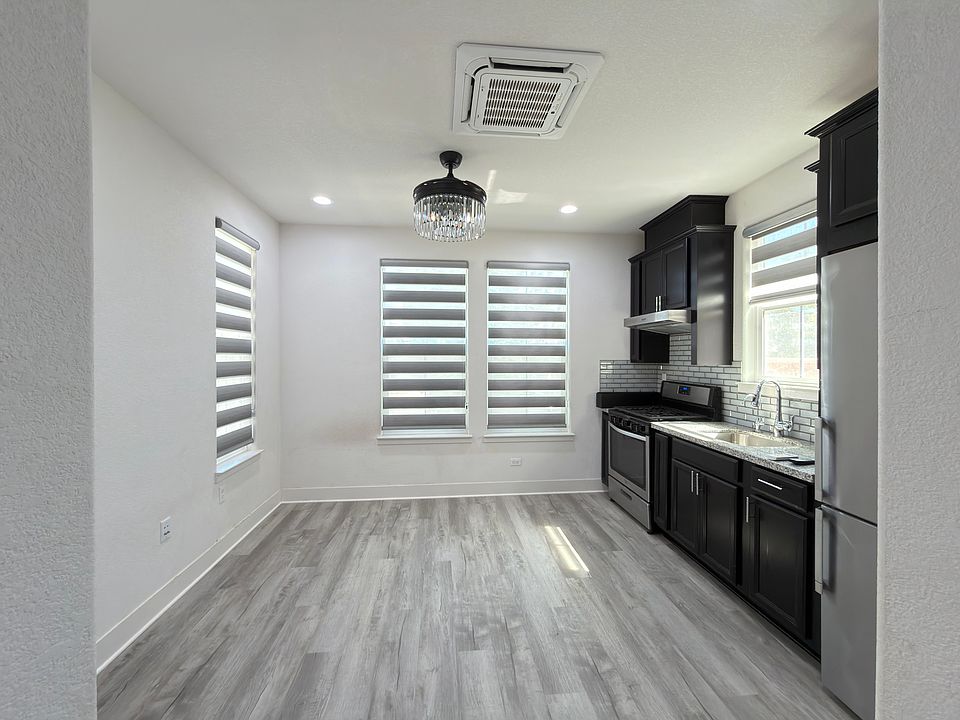 1st image of 74 W Phenizy Ave #74