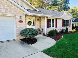 704 Westwood Dr, Catlin, IL 61817