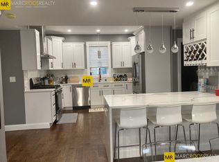 113 Ashland St #2, Malden, MA 02148