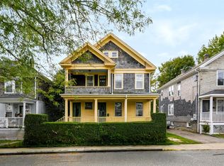 7 Princeton St, Newport, RI 02840