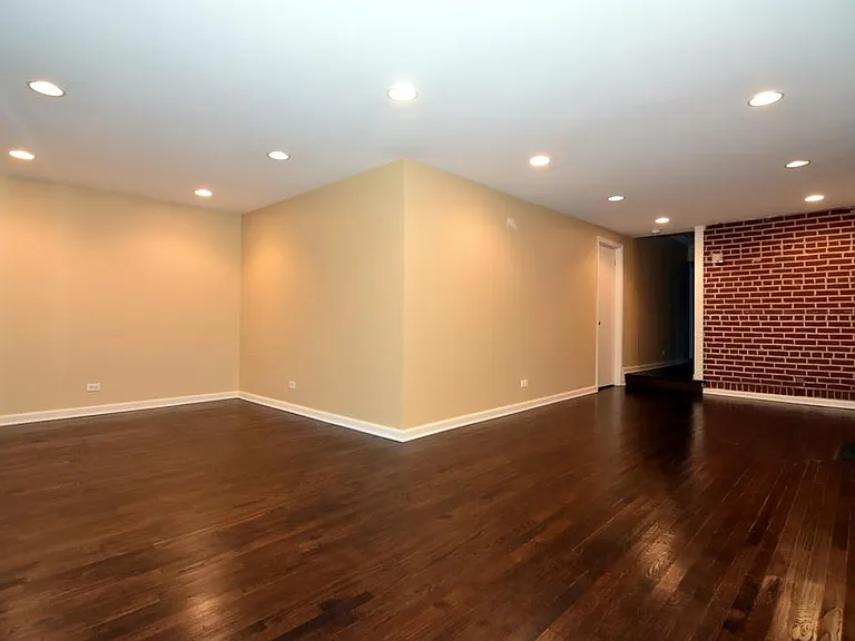 2710 Reuter St — Photo 9