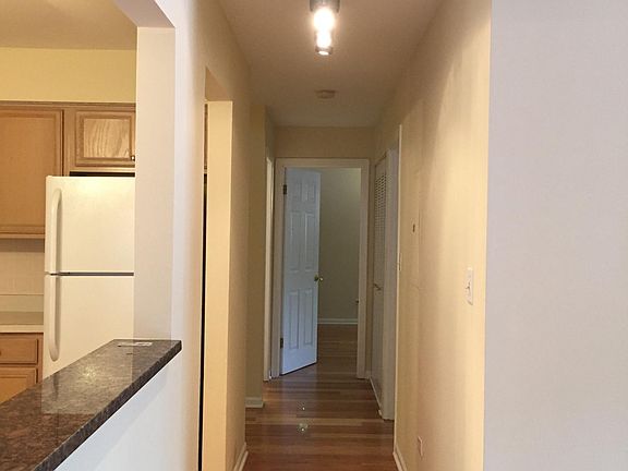 3rd image of 1018 Castilian Ct #A101