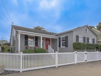 801 Laurel Ave, Pacific Grove, CA, 93950