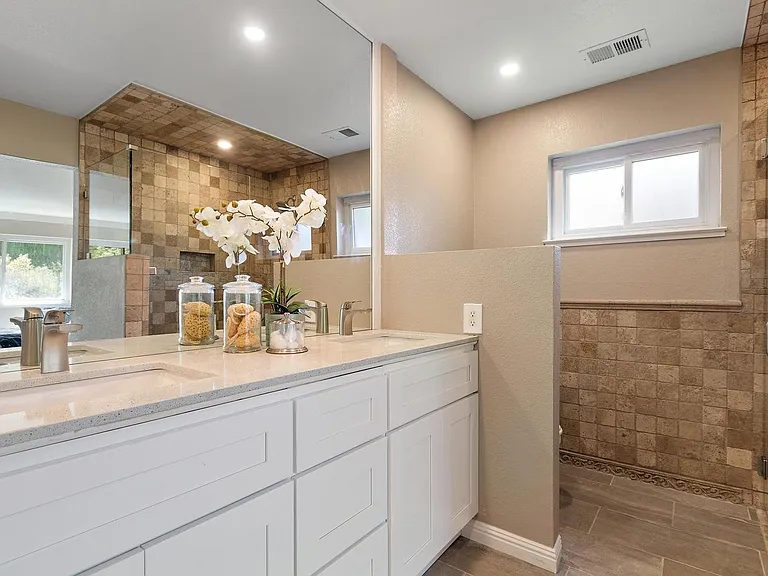 850 Rose Dr — Photo 21