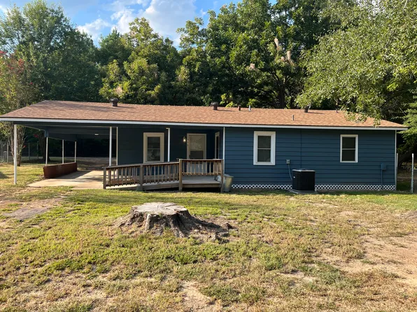 404 Capital St, Gilmer, TX 75644