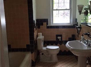 359 Harvard Rd S, Garden City, NY 11530
