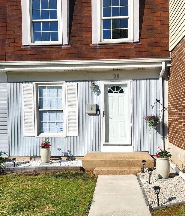 1st image of 28 Melken Ct #7G
