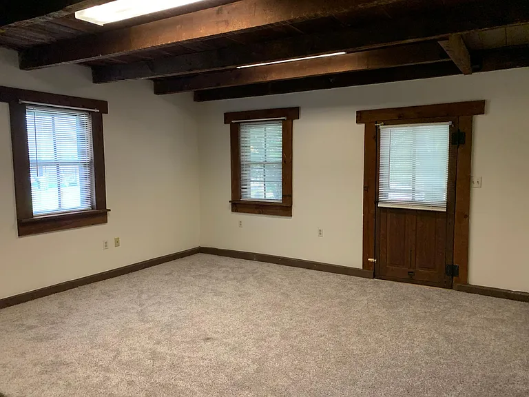 1805 Swamp Bridge Rd — Photo 13