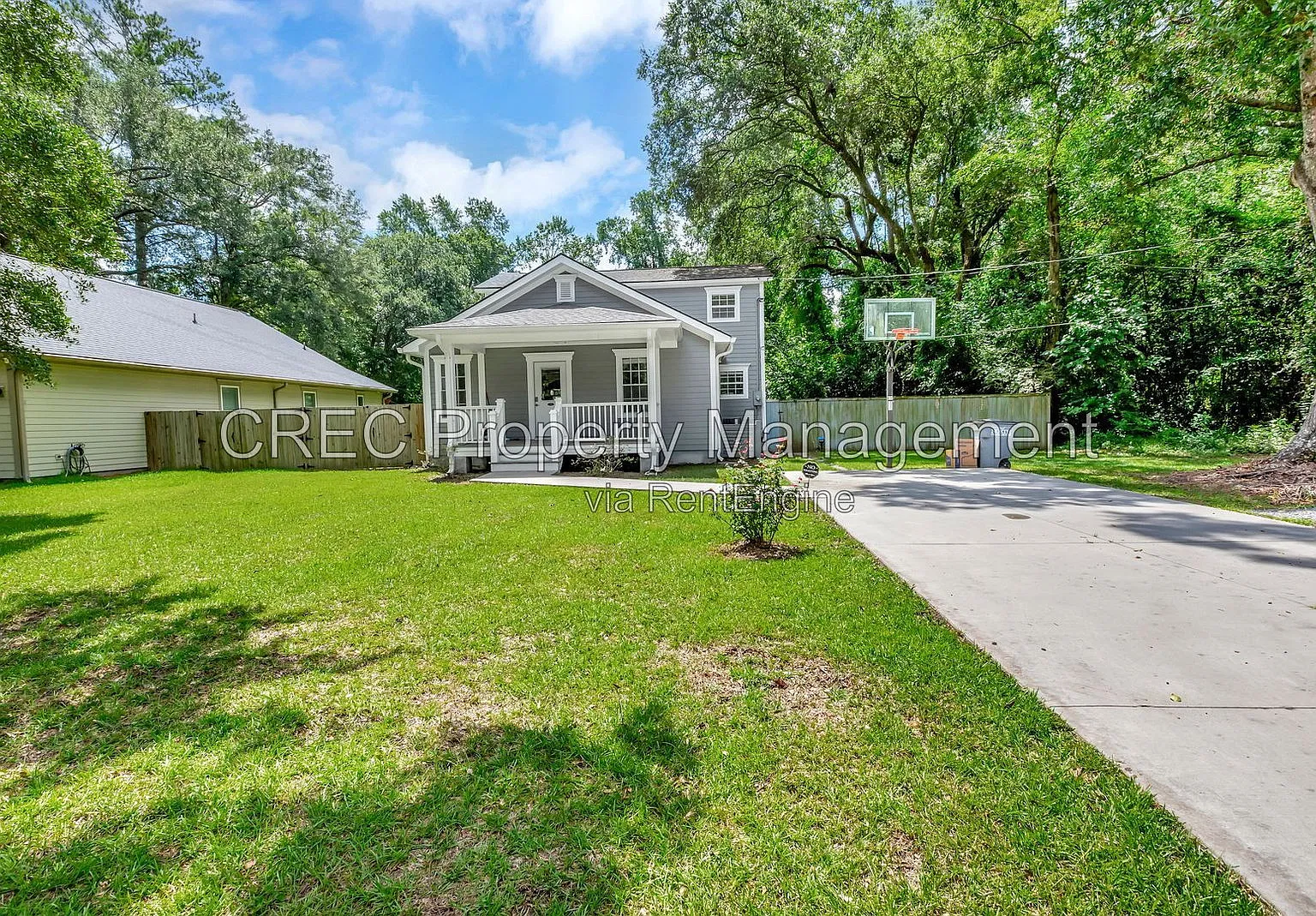 5 bed, 3.0 bath, 2214 sqft, $2,700 — Photo 2