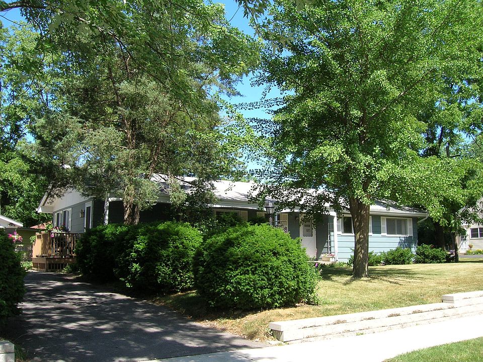 2nd image of 5360 Meadow Ln