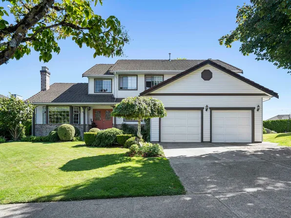 18936 57th Ave, Surrey, BC V3S 7M4