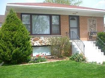 5th image of 5926 W 87th Pl