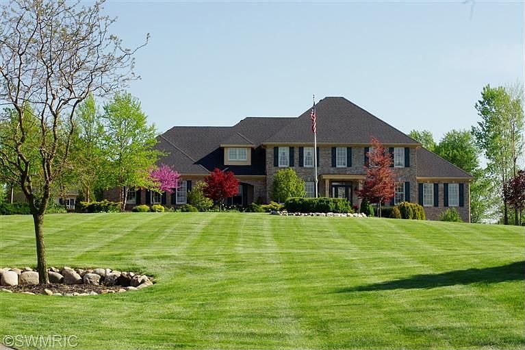 1st image of 7700 Rodao Dr SE
