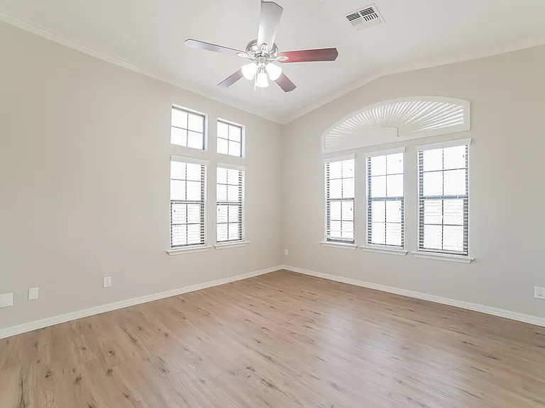 2302 W Jake Hvn — Photo 5