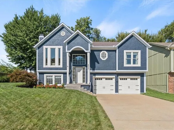 6020 Parkhill St, Shawnee, KS 66216
