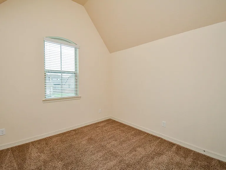 23610 Esperia St — Photo 26