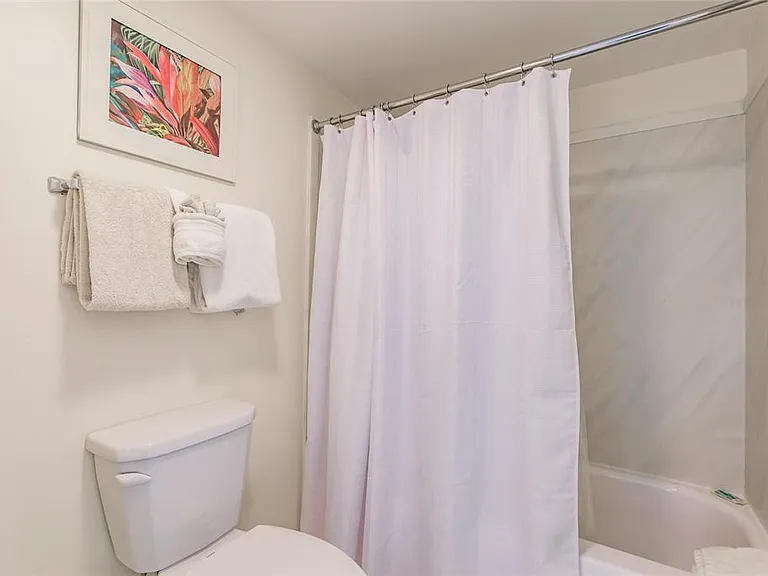 1055 W Peppertree Dr #302AA — Photo 25