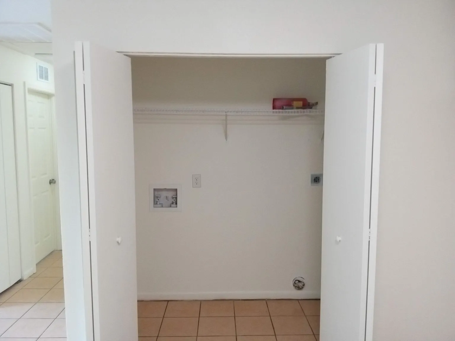 2 bed, 800 sqft, $1,200 — Photo 3