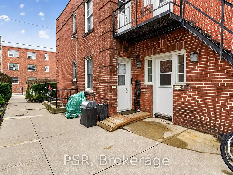 1325 Bayview Ave #L21 — Photo 20