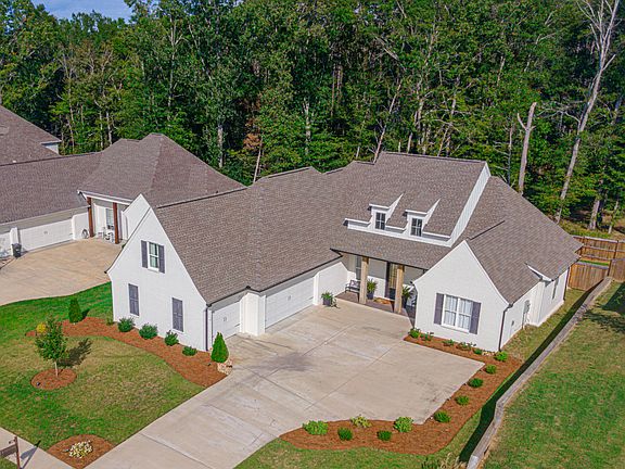2nd image of 181 Stone Creek Dr