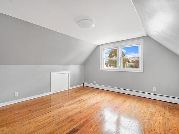 2nd image of 533 Edison Ave #3