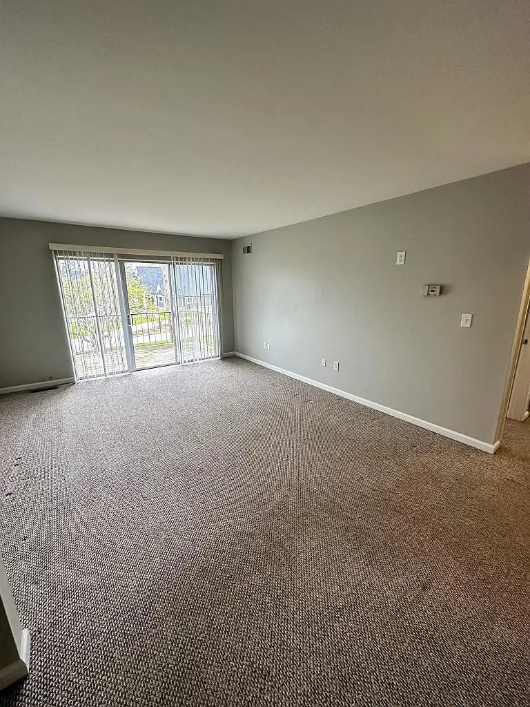 1 bed, 700 sqft, $950 — Photo 2