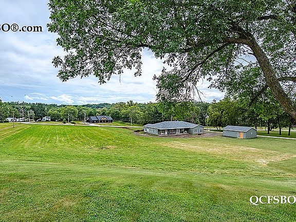 4th image of 4104 Telegraph Rd