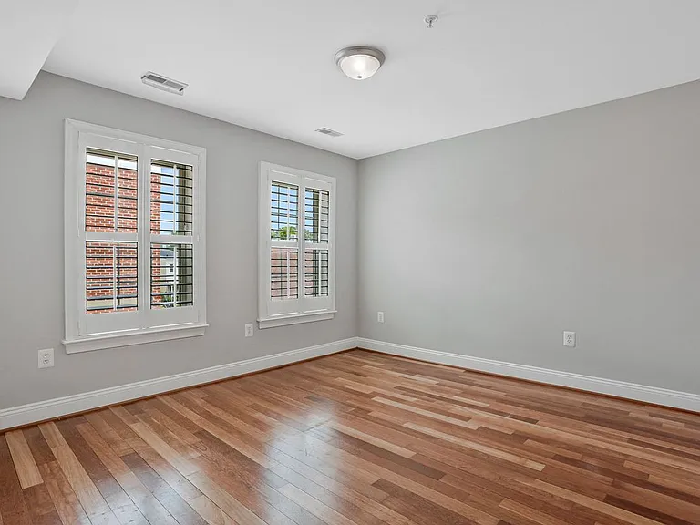 911 Kennedy St NW #11B — Photo 23