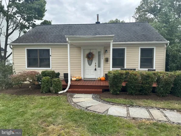 1939-1939 Burfoot St, Falls Church, VA 22043