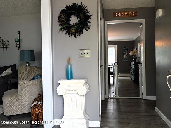 5th image of 1927 Ravenwood Drive