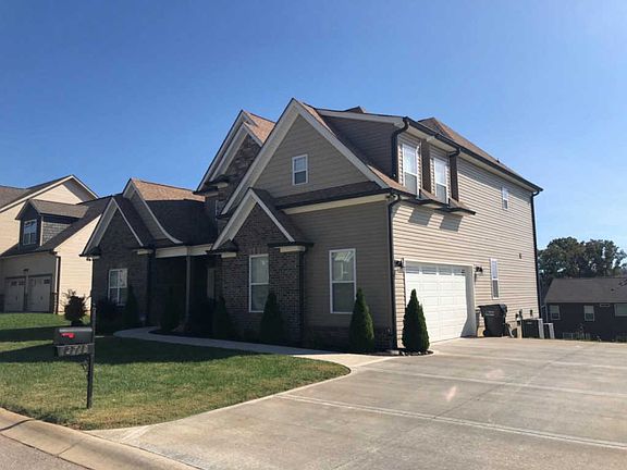 2nd image of 12742 Saddle Way