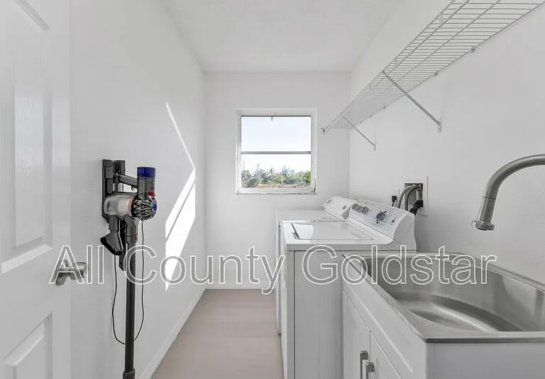 9509 Saint Paul Dr — Photo 28