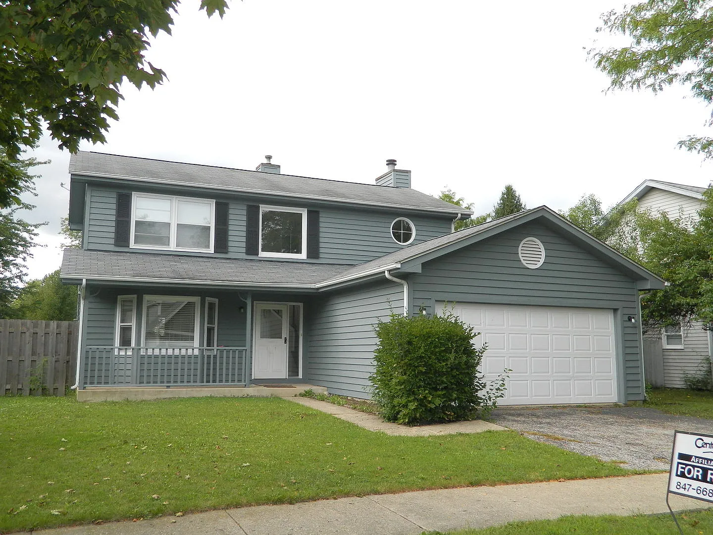 1536 Pinetree Dr photo 1