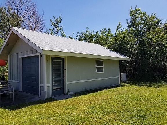 2nd image of 6075 Alexander Ln
