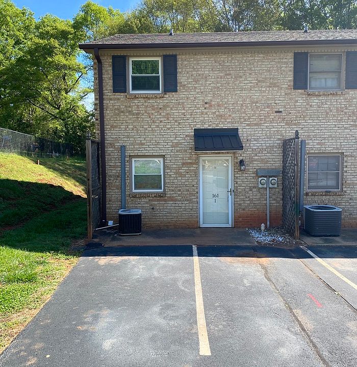 1st image of 161 Springfield Dr #1
